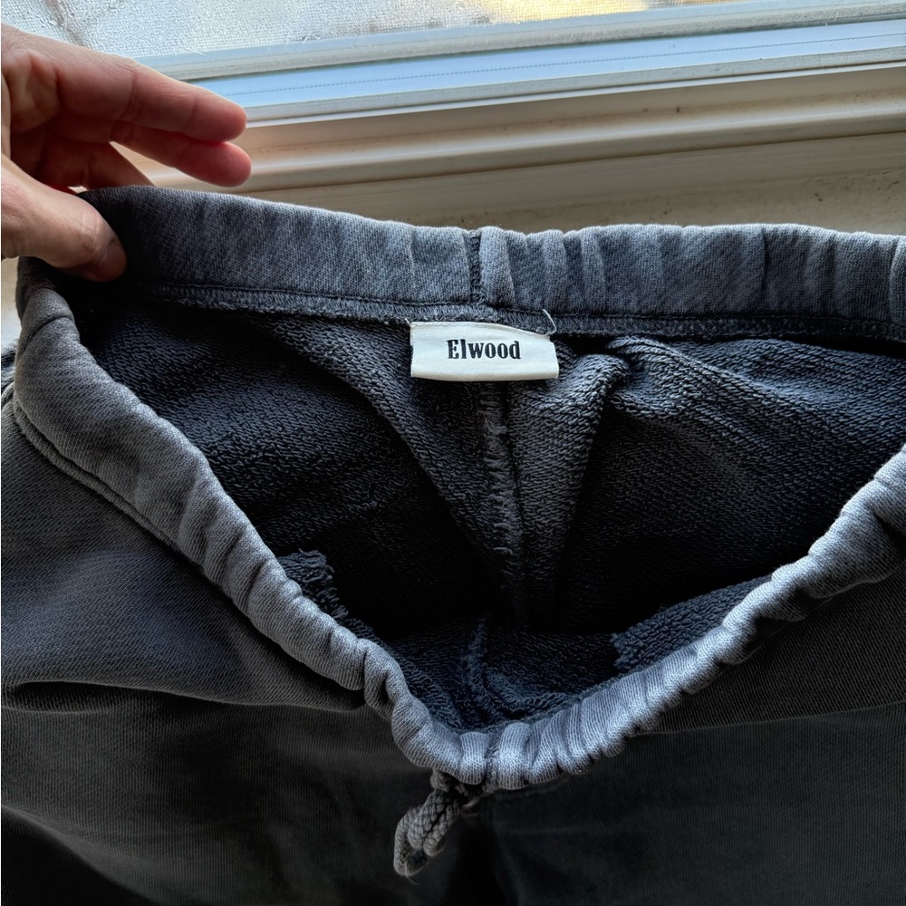 Elwood Core Organic Cotton Brushed Terry Sweatpants (color: Grey)